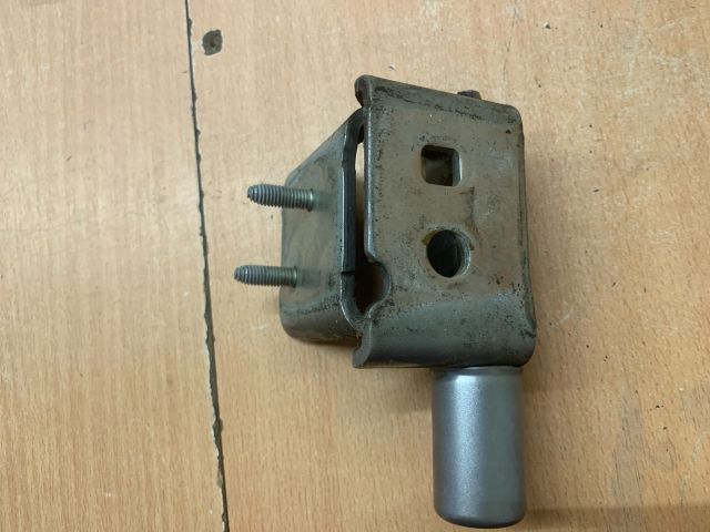 bontott RENAULT ZOE Bal hátsó Alsó Zsanér