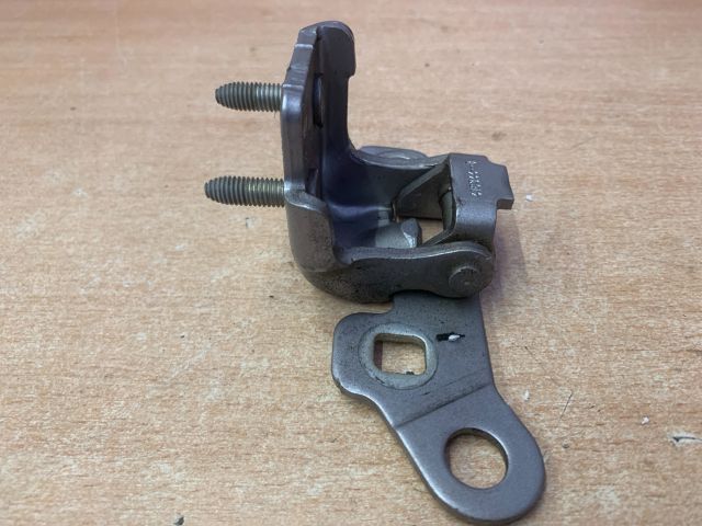 bontott RENAULT ZOE Bal hátsó Felső Zsanér