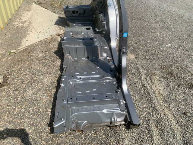 bontott RENAULT ZOE Bal hátsó Negyed Karosszéria Csomag