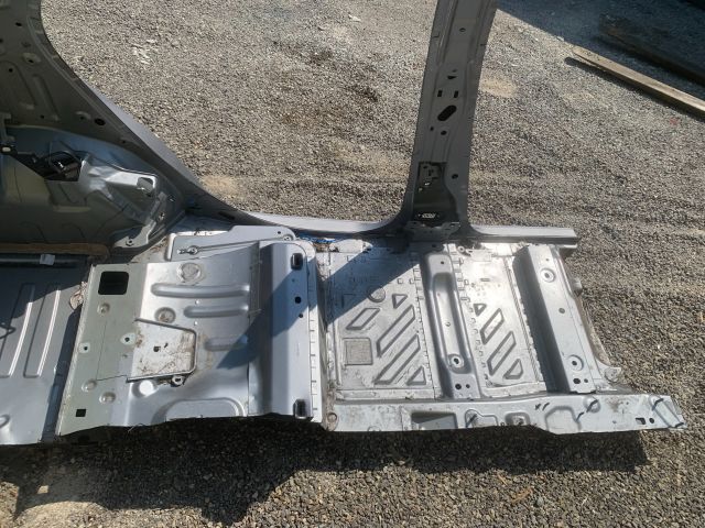 bontott RENAULT ZOE Bal hátsó Negyed Karosszéria Csomag