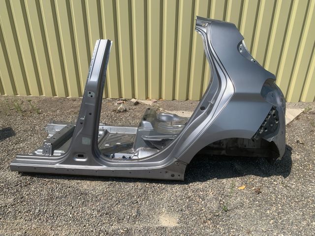 bontott RENAULT ZOE Bal hátsó Negyed Karosszéria Csomag