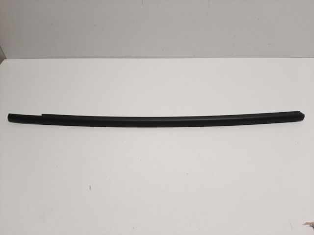 bontott RENAULT ZOE Bal hátsó Vízlehúzó Gumicsík