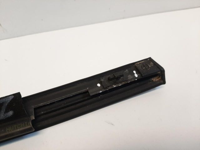 bontott RENAULT ZOE Bal hátsó Vízlehúzó Gumicsík