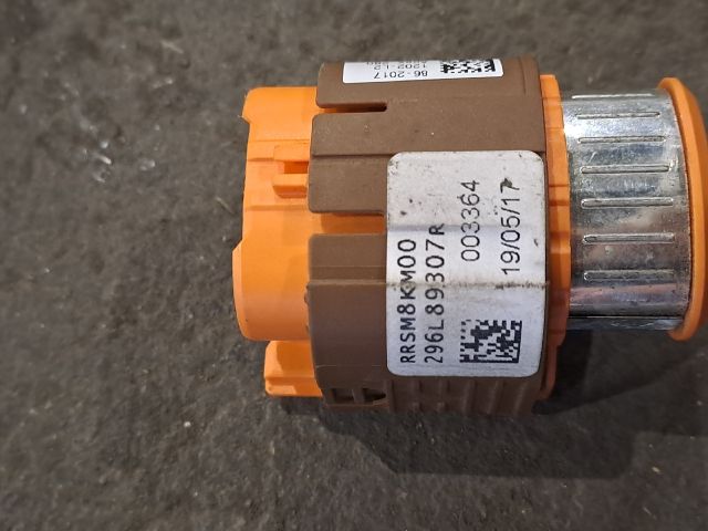 bontott RENAULT ZOE Csatlakozó