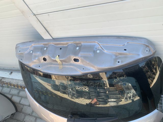 bontott RENAULT ZOE Csomagtérajtó (Részeivel)