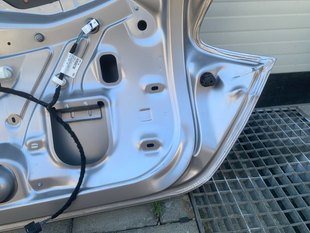 bontott RENAULT ZOE Csomagtérajtó (Részeivel)