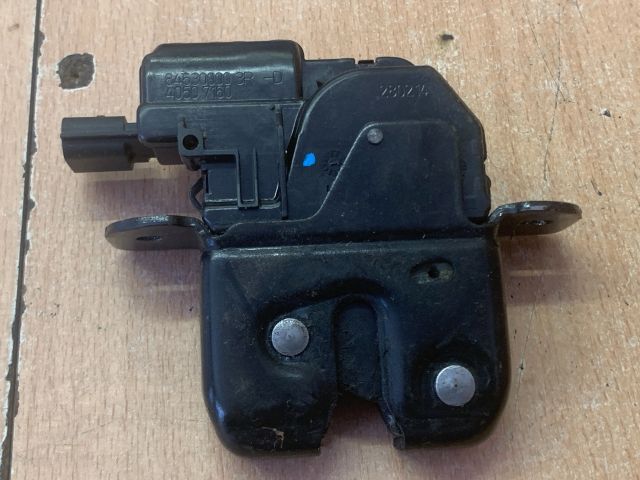 bontott RENAULT ZOE Csomagtérajtó Zárszerkezet