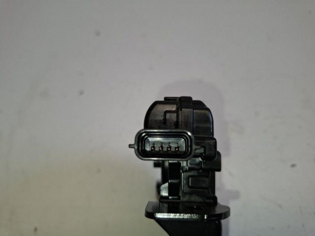 bontott RENAULT ZOE Csomagtérajtó Zárszerkezet