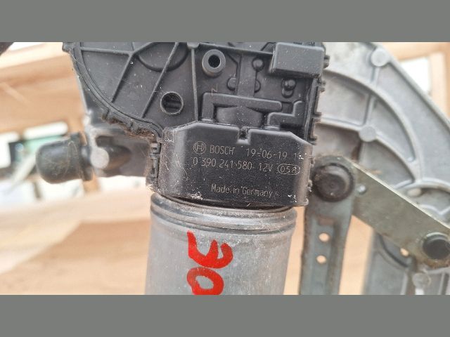 bontott RENAULT ZOE Első Ablaktörlő Szerkezet Motorral