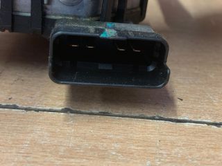 bontott RENAULT ZOE Első Ablaktörlő Szerkezet Motorral