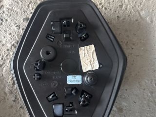 bontott RENAULT ZOE Első Embléma