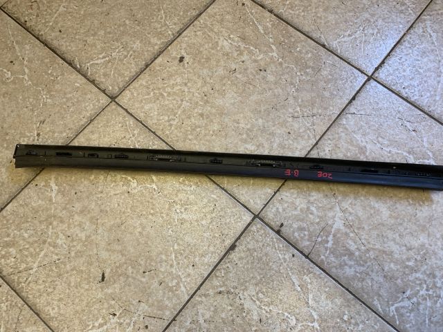 bontott RENAULT ZOE Első Szélvédő Bal Díszléc