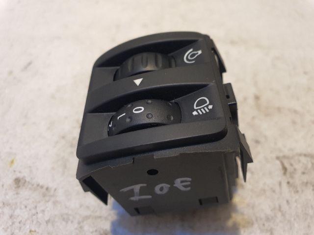 bontott RENAULT ZOE Fényszórómagasság Állító Kapcsoló