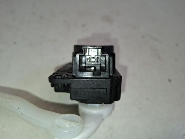 bontott RENAULT ZOE Fűtés Állító Motor