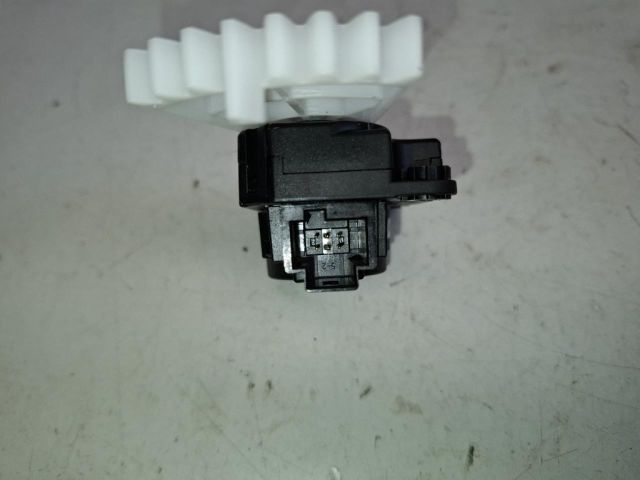 bontott RENAULT ZOE Fűtés Állító Motor