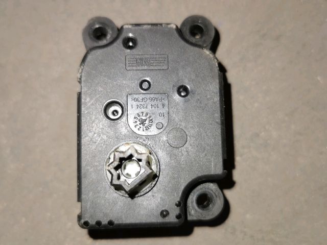 bontott RENAULT ZOE Fűtés Állító Motor