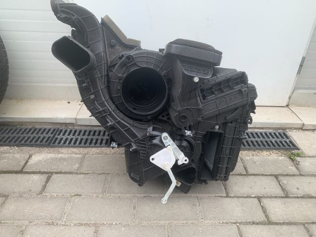 bontott RENAULT ZOE Fűtés Box