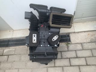 bontott RENAULT ZOE Fűtés Box