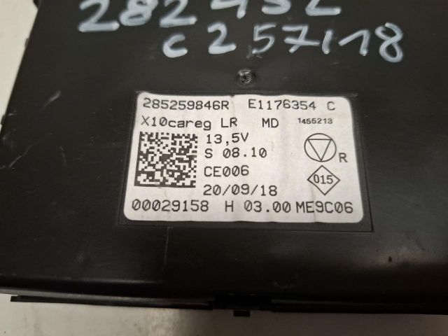 bontott RENAULT ZOE Fűtéskapcsoló