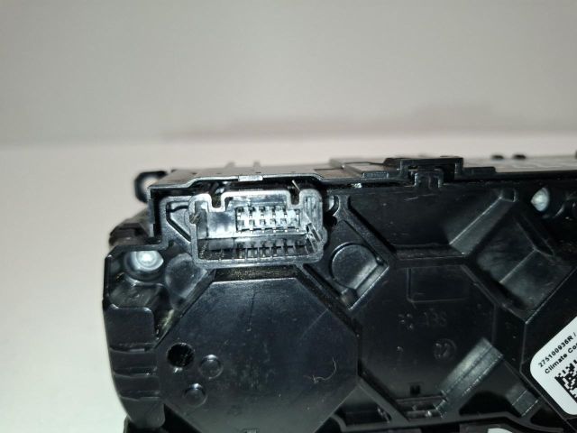 bontott RENAULT ZOE Fűtéskapcsoló