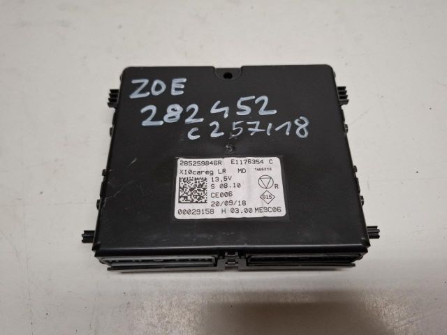 bontott RENAULT ZOE Fűtéskapcsoló