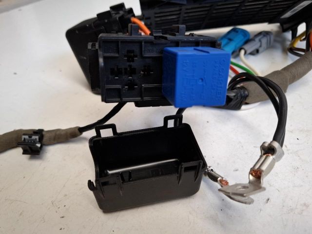 bontott RENAULT ZOE Fűtőradiátor (Elektromos)