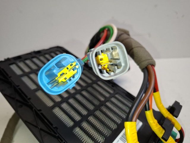 bontott RENAULT ZOE Fűtőradiátor (Elektromos)