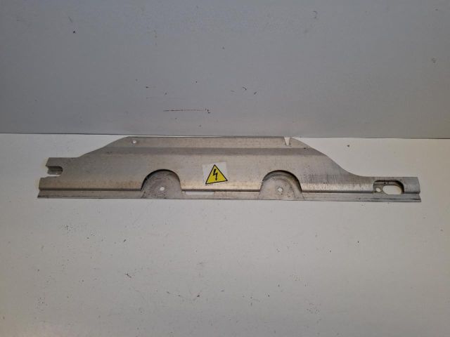 bontott RENAULT ZOE Hátsó Fenéklemez