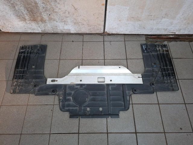 bontott RENAULT ZOE Hátsó Fenéklemez