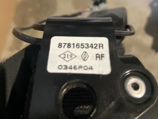 bontott RENAULT ZOE Hátsó középső Biztonsági Öv Csat