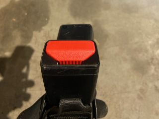 bontott RENAULT ZOE Hátsó középső Biztonsági Öv Csat