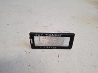 bontott RENAULT ZOE Hátsó Rendszámtábla Világítás