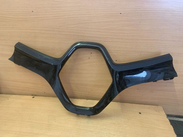 bontott RENAULT ZOE Hűtőrács