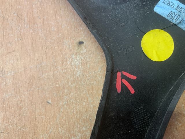 bontott RENAULT ZOE Hűtőrács