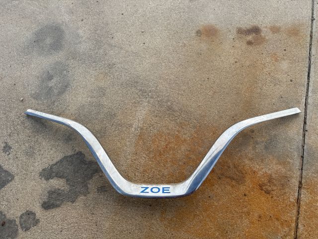 bontott RENAULT ZOE Hűtőrács