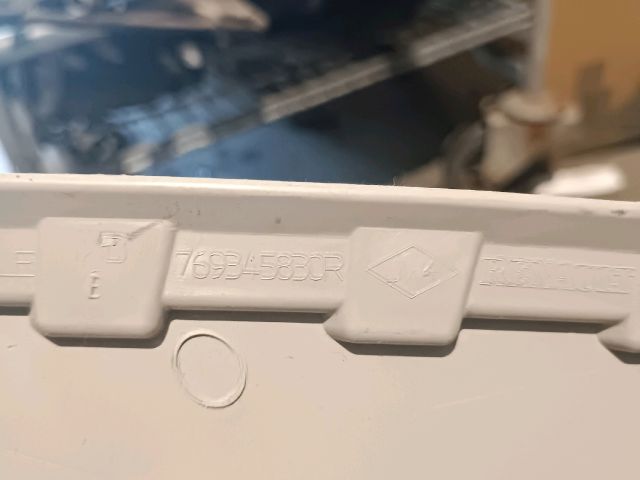 bontott RENAULT ZOE Jobb B Oszlop Burkolat