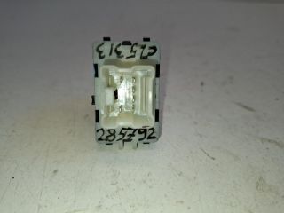 bontott RENAULT ZOE Jobb első Ablakemelő Kapcsoló