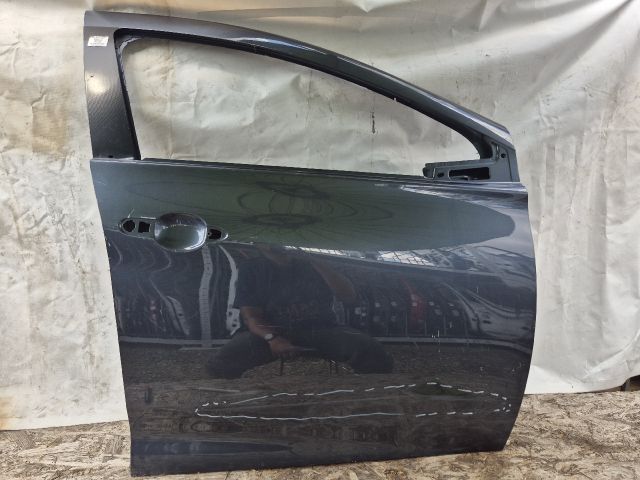 bontott RENAULT ZOE Jobb első Ajtó (Üres lemez)