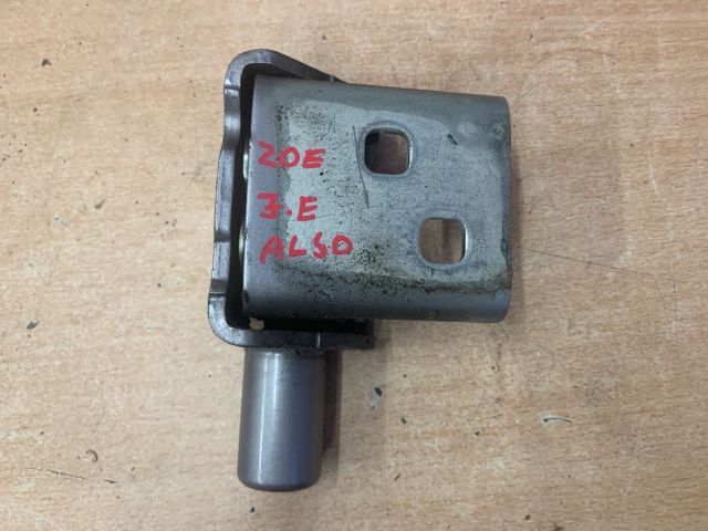 bontott RENAULT ZOE Jobb első Alsó Zsanér