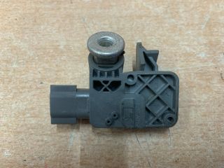 bontott RENAULT ZOE Jobb első Oldal Ütközés Érzékelő