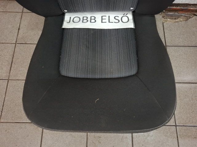 bontott RENAULT ZOE Jobb első Ülés