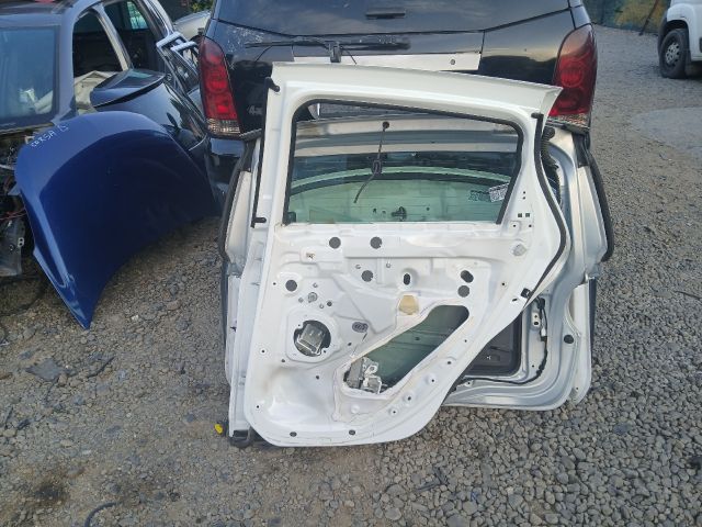 bontott RENAULT ZOE Jobb hátsó Ajtó (Üres lemez)