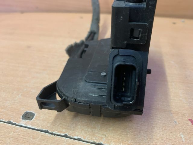 bontott RENAULT ZOE Jobb hátsó Ajtózár