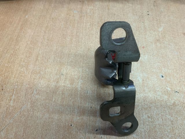 bontott RENAULT ZOE Jobb hátsó Felső Zsanér