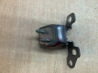 bontott RENAULT ZOE Jobb hátsó Felső Zsanér