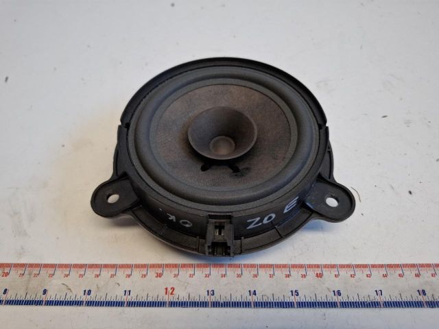 bontott RENAULT ZOE Jobb hátsó Hangszóró