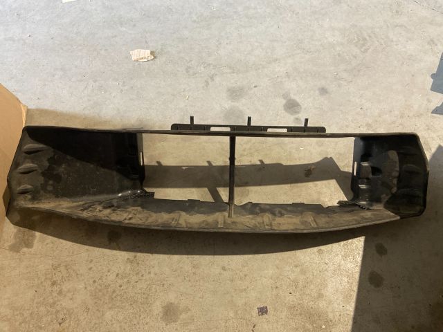 bontott RENAULT ZOE Jobb Kardánbox Levegő Csatorna