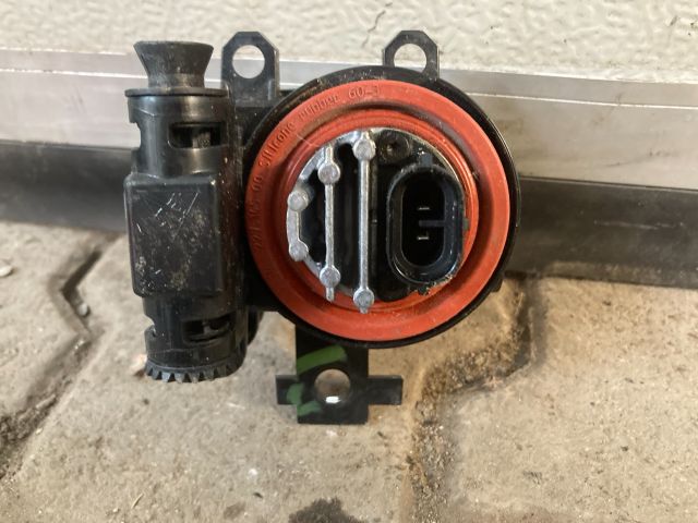 bontott RENAULT ZOE Jobb Ködfényszóró