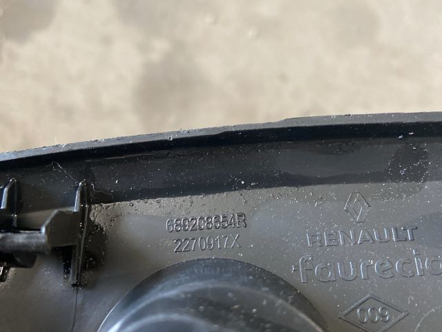 bontott RENAULT ZOE Jobb Műszerfal Oldalkárpit