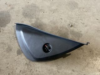 bontott RENAULT ZOE Jobb Műszerfal Oldalkárpit